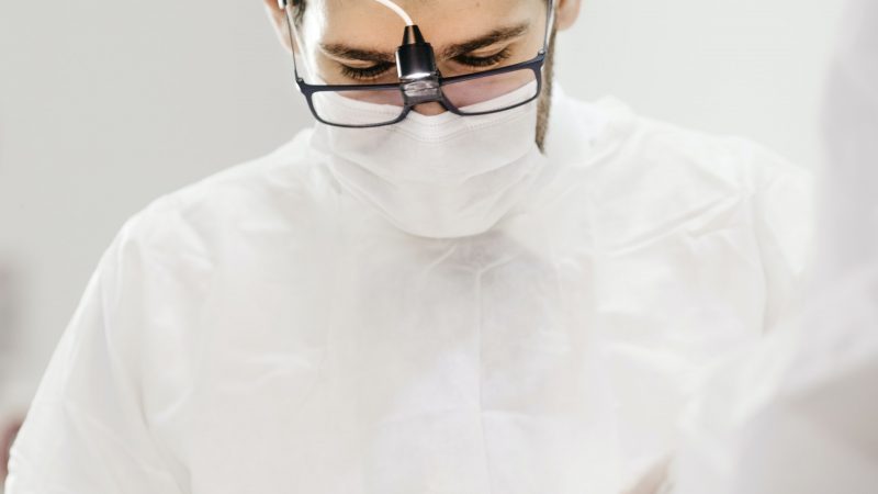 lekarz dentysta, stomatologia