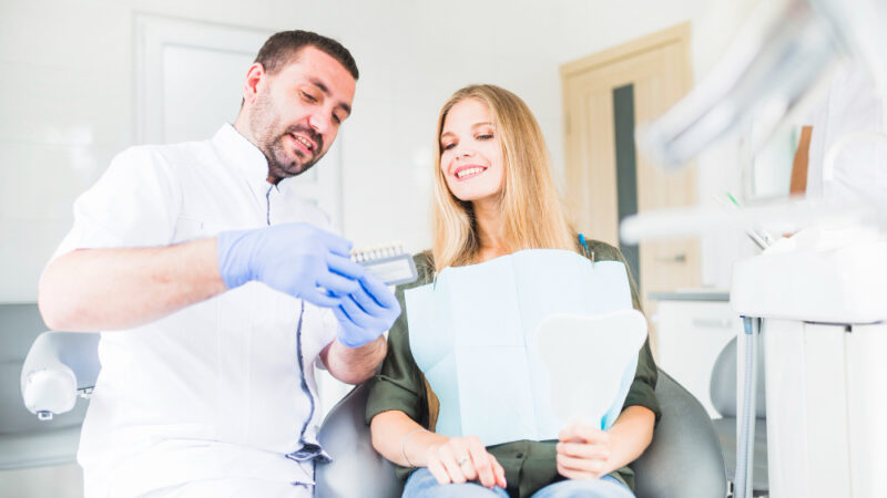 objawy wczesnego złuszczającego zapalenia dziąseł