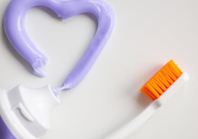 mycie zębów niemowlaka