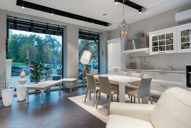 Kasetony sufitowe jako sposób na ukrycie nierówności sufitu